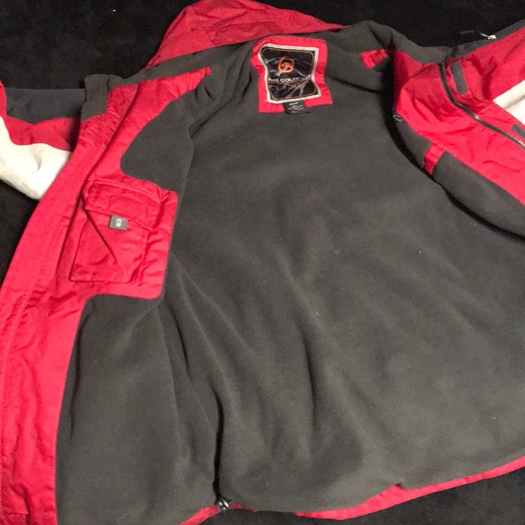 Red Jacket - Picture 4 of 4